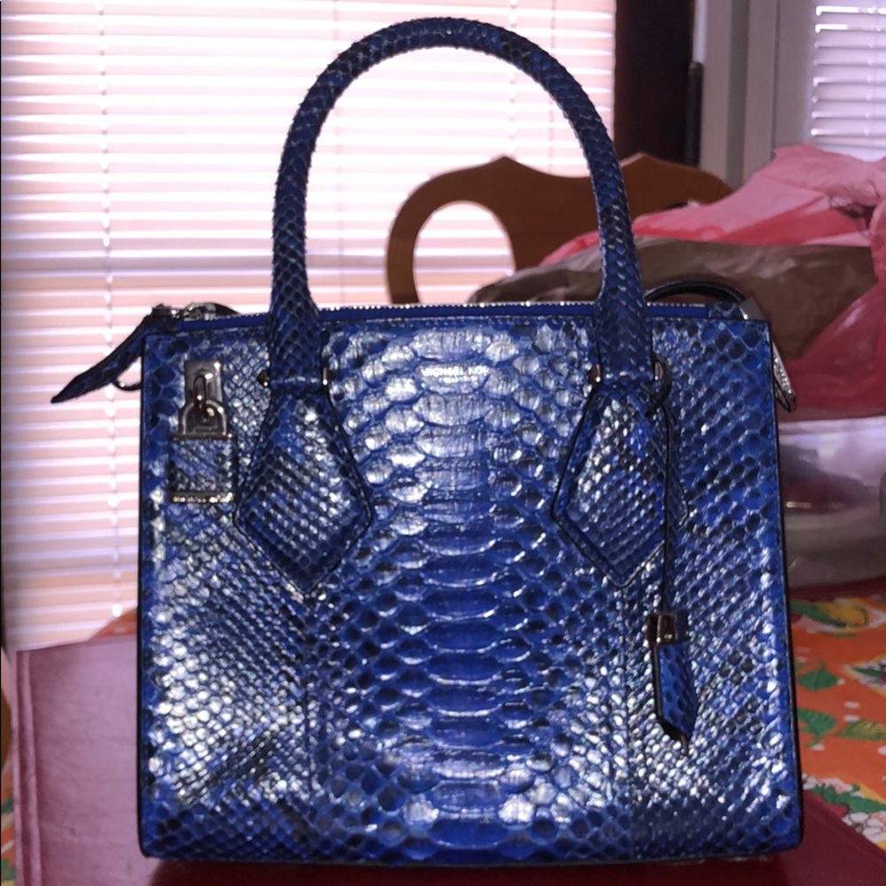 Michael Kors cobalt Casey sm satchel